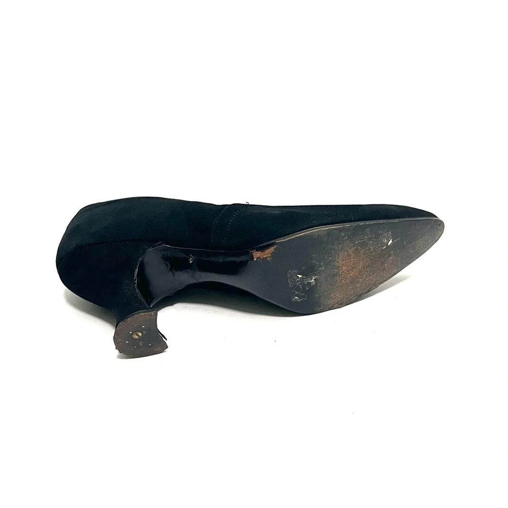 Vintage 1940s black suede pointed toe rhinestone button Mary Jane heels